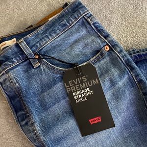 Levi’s Ribcage Straight Ankle | sz 32